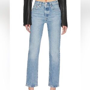 Levi’s 501 90s Straight Leg Jeans | Vintage Wash | High Rise